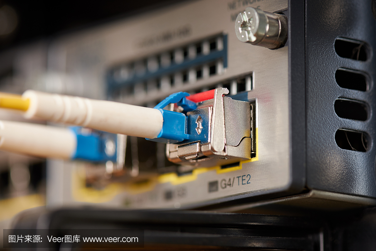 互联网服务提供商通信设备。